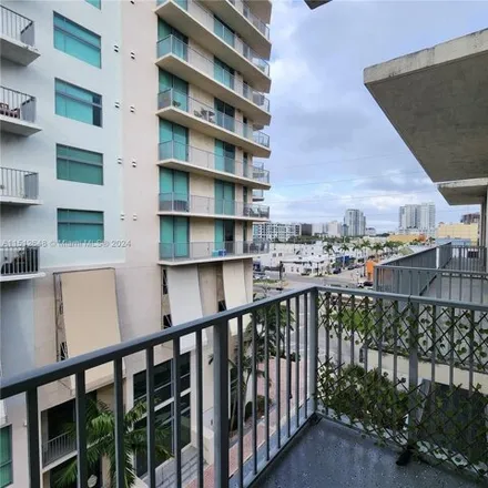 Image 9 - unnamed road, Hollywood, FL 33022, USA - Apartment for rent
