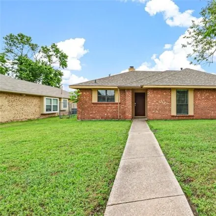 Buy this 3 bed house on 2203 Rockbluff Drive in Rowlett, TX 75088