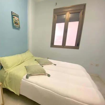 Rent this studio room on Calle O'Donnell in 15, 41001 Seville