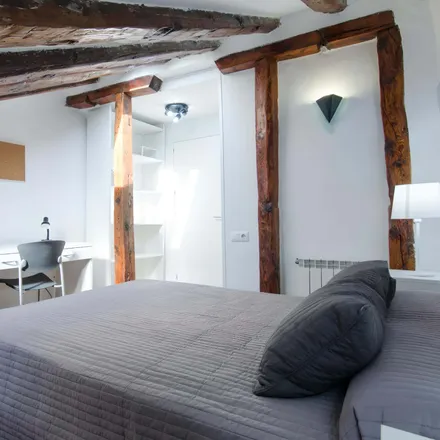 Rent this 5 bed room on Paseo de la Infanta Isabel in 19, 28014 Madrid