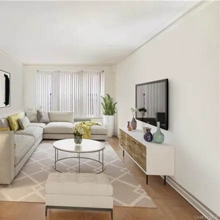 Image 2 - 615 Pelham Parkway North, New York, NY 10467, USA - Apartment for sale
