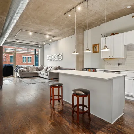 Image 9 - The Lofts at Museum Park 1, 125 East 13th Street, Chicago, IL 60605, USA - Loft for sale