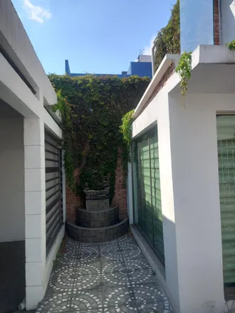 Buy this studio house on Lin China in Calle Temoaya, 54700 Cuautitlán Izcalli