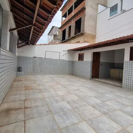 Rent this 3 bed apartment on Policlina Central in Rua João Leonardo da Silveira, Astolfo Dutra - MG