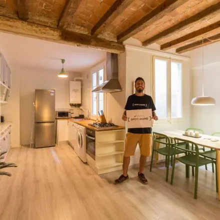 Image 2 - Bopiz, Carrer de Ferran, 39, 08002 Barcelona, Spain - Apartment for rent