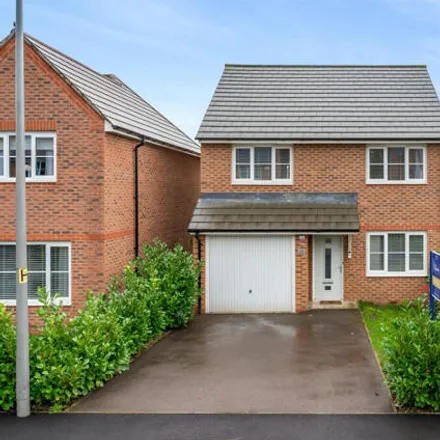 Buy this 3 bed house on 44 Garrett Meadow in Mosley Common, M29 8SD