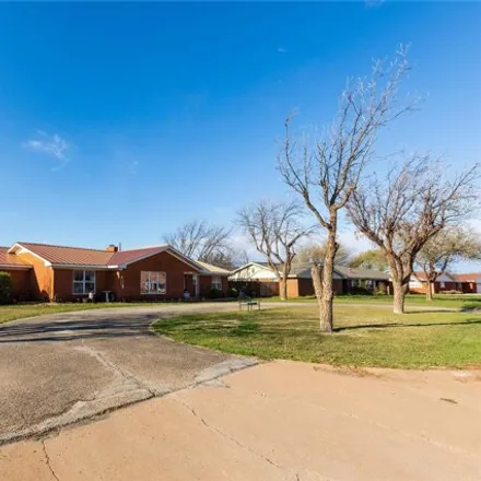 Image 1 - 2198 Avenue O, Anson, TX 79501, USA - House for sale