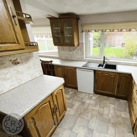 Image 7 - Stonehill Drive, Rochdale, OL12 7JN, United Kingdom - House for rent