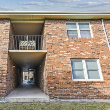 Buy this 3 bed condo on Pristine View Road in Myrtle Grove, Charleston