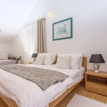 Rent this 4 bed house on Grad Omiš in Split-Dalmatia County, Croatia