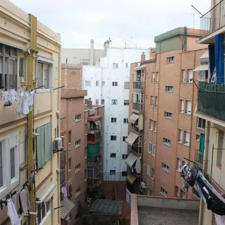 Image 4 - Carretera de la Bordeta, 08001 Barcelona, Spain - Apartment for rent