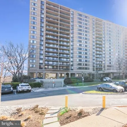 Rent this 1 bed apartment on Place One Condominium in 5500 Holmes Run Parkway, Alexandria