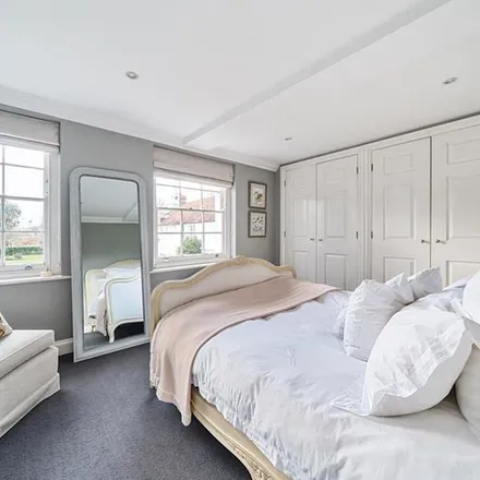 Rent this 5 bed apartment on Nationwide Crash Repair Centre in Mariner, Coton Farm