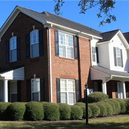 Buy this 3 bed condo on 3541 Winding Trail Circle in Virginia Beach, VA 23456