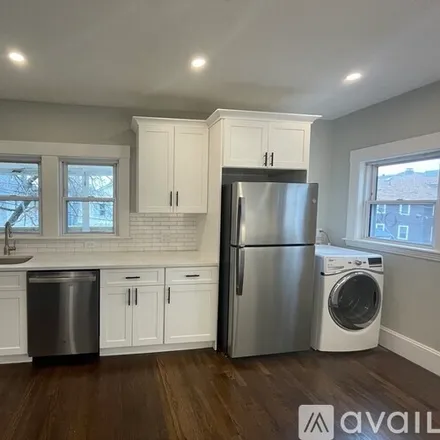 Rent this 3 bed apartment on 472 Ashmont St