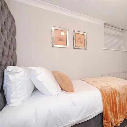 Image 7 - 2a Ellerdale Road, London, NW3 6BD, United Kingdom - Apartment for rent