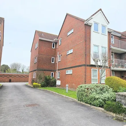 Rent this 1 bed apartment on New Milton Lawn Bowls in Whitefield Road, New Milton