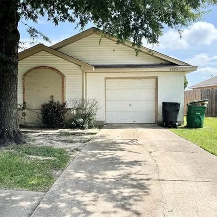Rent this 4 bed house on 15823 Ridgecroft Road in Houston, TX 77053