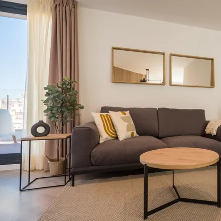 Image 5 - Carrer de Viladomat, 161, 163, 08001 Barcelona, Spain - Apartment for rent