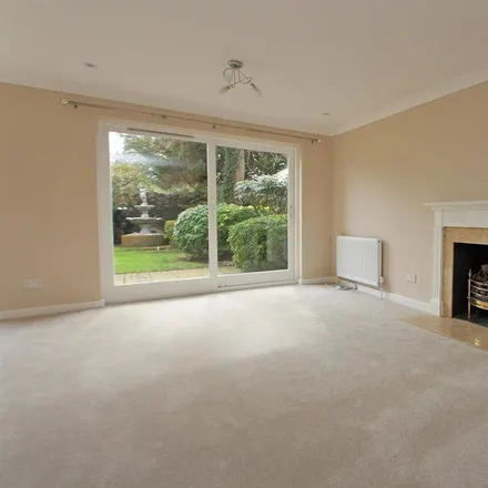Image 5 - Bridleway Close, Ewell, KT17 3DY, United Kingdom - House for rent