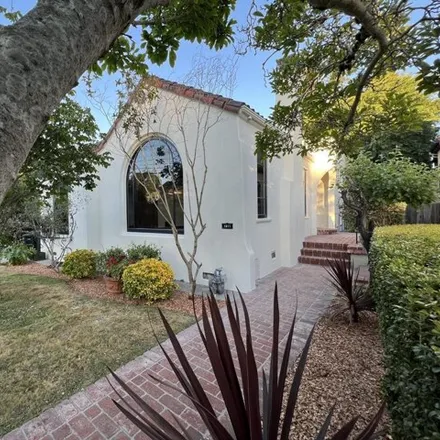 Buy this 5 bed house on 1611 Willow Avenue in Burlingame, CA 94010