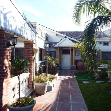 Buy this 3 bed house on Dardo Rocha 388 in Parque Luro, B7600 DTR Mar del Plata