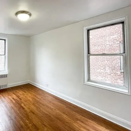 Image 1 - 1338 Riverside Drive, New York, NY 10033, USA - Apartment for sale