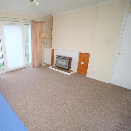 Image 2 - Plants Hill Crescent, Coventry, CV4 9RP, United Kingdom - Apartment for rent