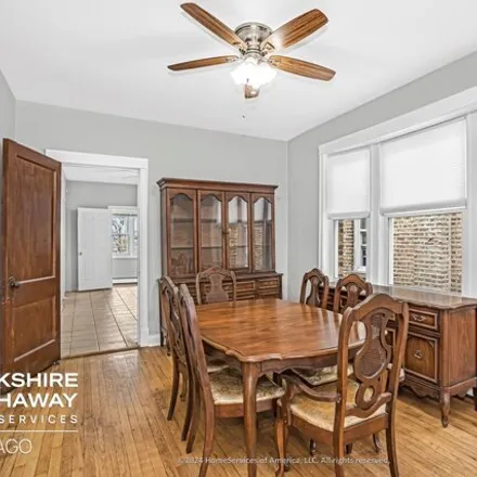 Image 4 - 4925 West Henderson Street, Chicago, IL 60634, USA - House for sale