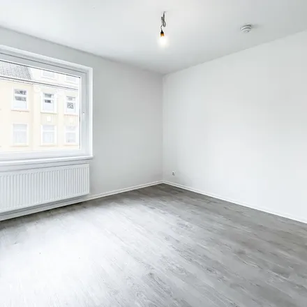 Rent this 3 bed apartment on Rüsingstraße 75a in 44894 Bochum, Germany