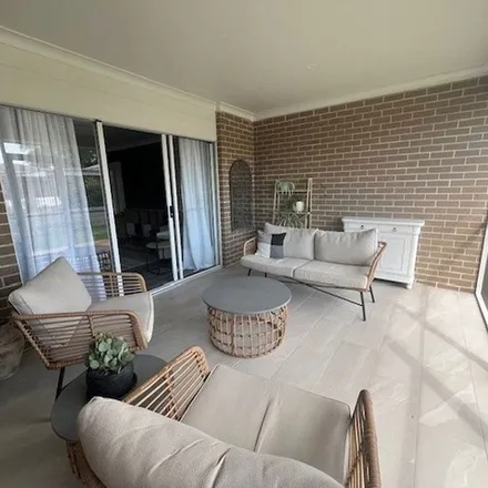 Image 2 - Craigends Place, Hillvue NSW 2340, Australia - Apartment for rent