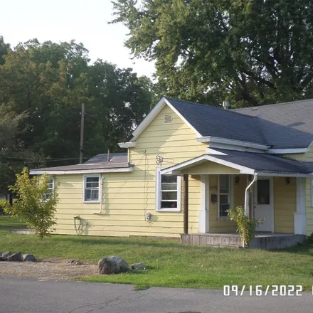 Buy this 2 bed house on 1102 North Canal Street in Alexandria, Madison County