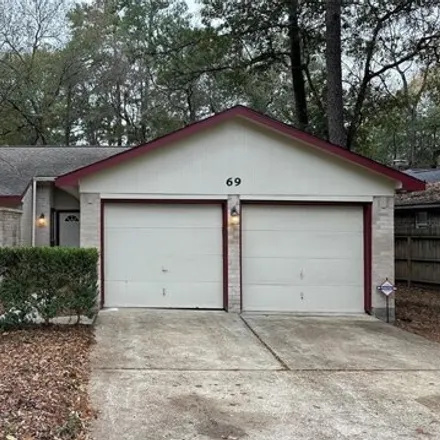 Rent this 3 bed house on 105 South Deerfoot Circle in Grogan's Mill, The Woodlands
