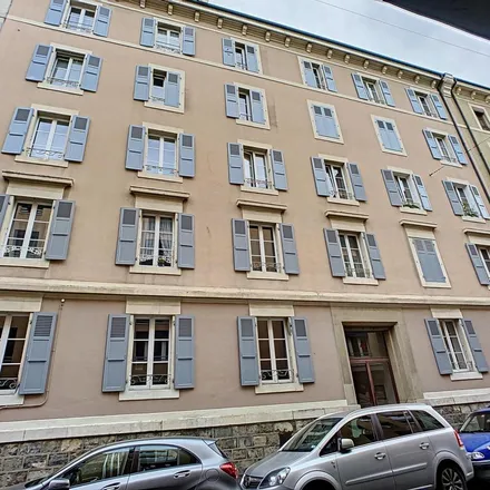 Rent this 2 bed apartment on Rue des Pavillons 4 in 1205 Geneva, Switzerland