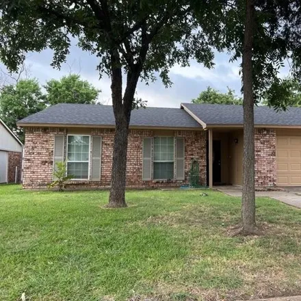 Rent this 3 bed house on 7256 Lancashire Drive in North Richland Hills, TX 76182