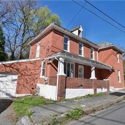 Image 3 - 8 Fox Gap Avenue, Washington Township, PA 18013, USA - House for sale