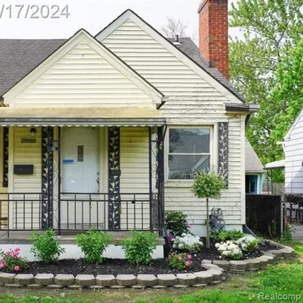Buy this 3 bed house on 19998 Washtenaw Street in Harper Woods, MI 48225