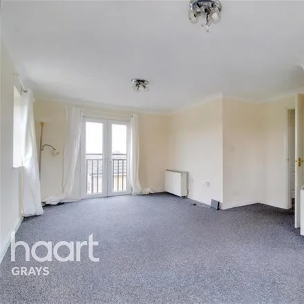 Rent this 3 bed apartment on Grenville Road in Grays, RM16 6BG