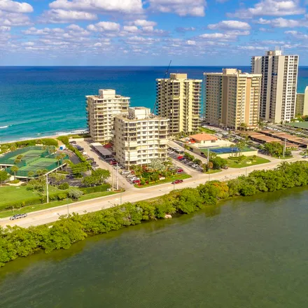 Image 7 - 5466 North Ocean Drive, Palm Beach Isles, Riviera Beach, FL 33404, USA - Apartment for rent