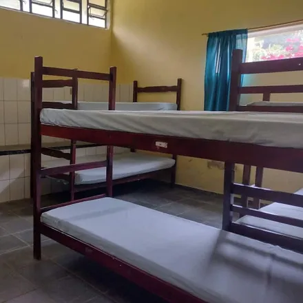 Rent this 5 bed house on Rua São Luiz in Cidade Santa Júlia, Itapecerica da Serra - SP