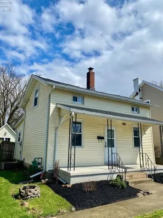Buy this 2 bed house on 144 Wall Street in Tiffin, OH 44883