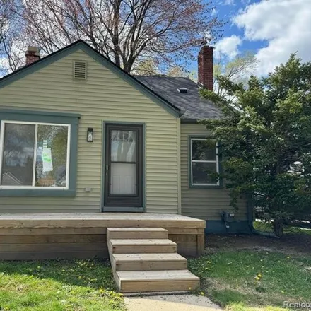 Buy this 3 bed house on 717 North Connecticut Avenue in Royal Oak, MI 48067