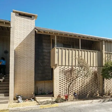 Image 2 - 2166 West Wadley Avenue, Midland, TX 79705, USA - Condo for sale