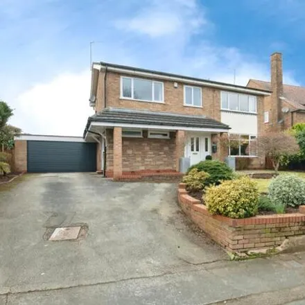 Buy this 4 bed house on Perryhill Road in Brandhall, B68 0AW