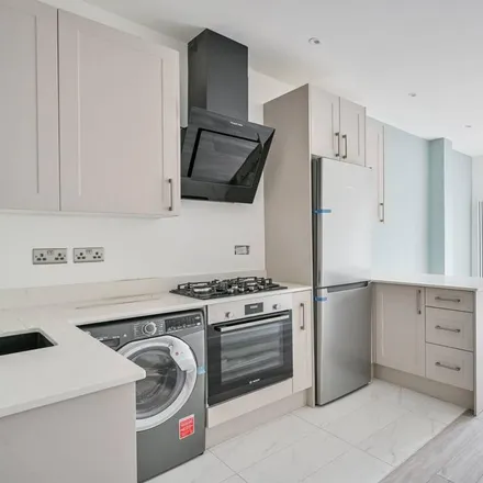 Rent this 2 bed house on Myrna Close in London, SW19 2HN