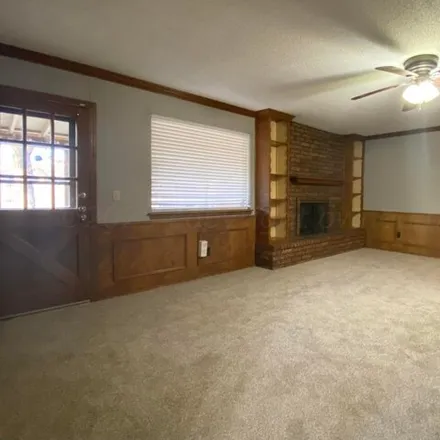 Image 2 - 7620 Cervin Drive, Amarillo, TX 79121, USA - House for rent