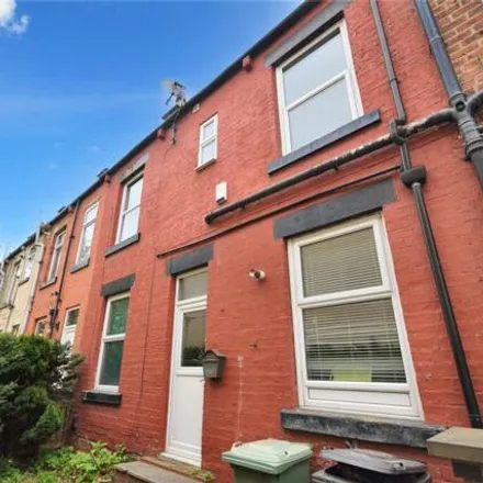 Rent this 2 bed house on California Mews in Churwell, LS27 8LR