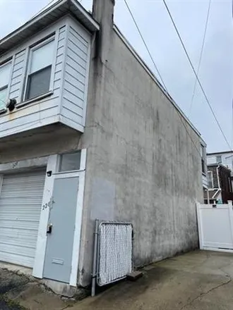 Rent this studio apartment on 228 North Rush Street in Allentown, PA 18102