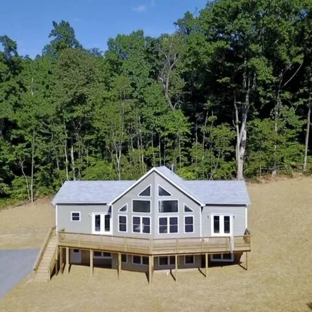 Buy this 3 bed house on 699 Brandy Road in Apple Mountain Lake West, Warren County