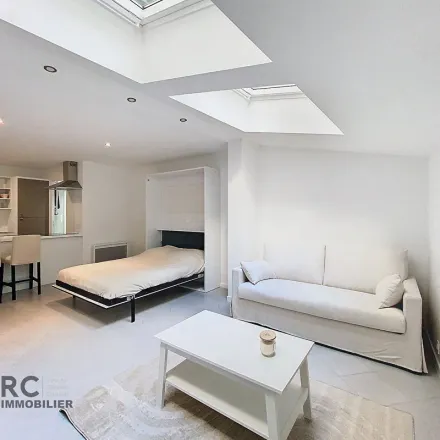 Rent this 1 bed apartment on 1 Place de l'Étape in 45000 Orléans, France